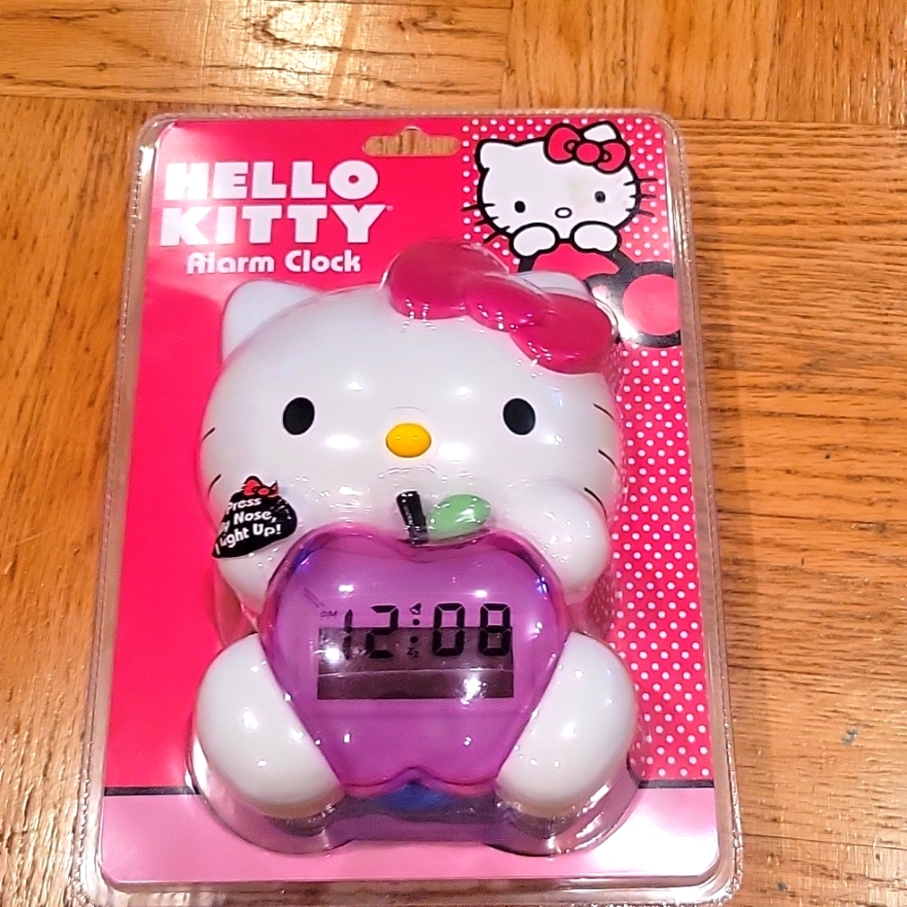 Hello kitty alarm clock